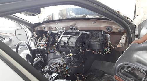 Réparation - PLANÈTE AUTO s'occupe de l'entretien périodique de votre véhicule, de la réparation et du dépannage en cas de panne ou d'avarie.